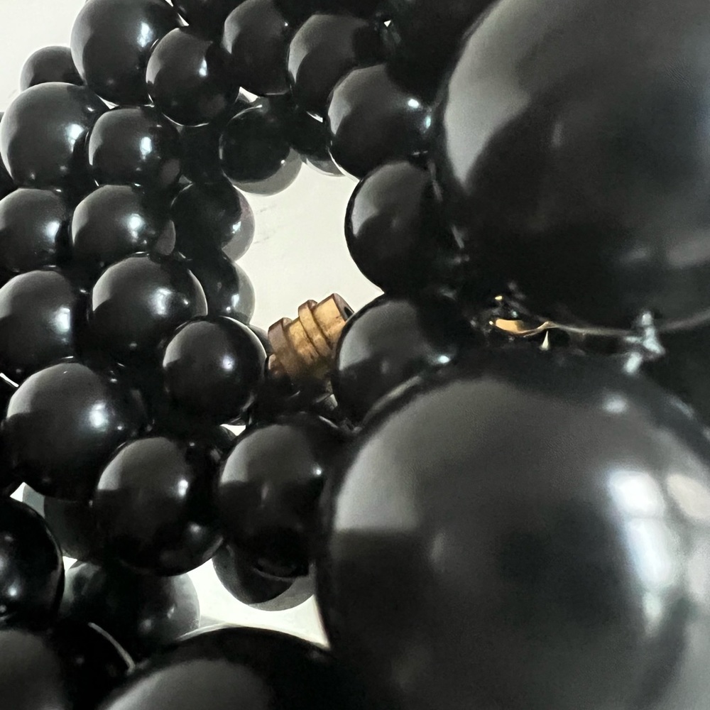 Stunning black African Ebony graduated beaded/pearl necklace - Picture 3 of 12